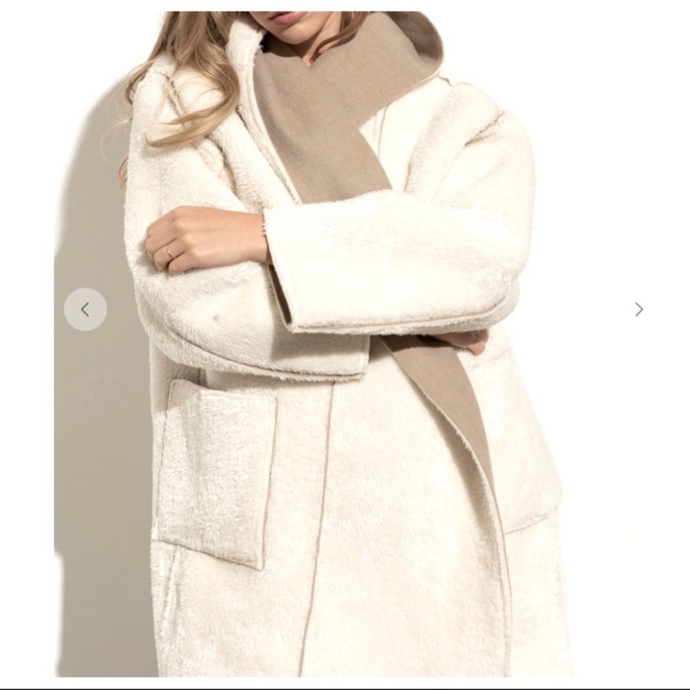 #25 Reversible Long Sleeve Sherpa Fur Jacket - Picture 4 of 10